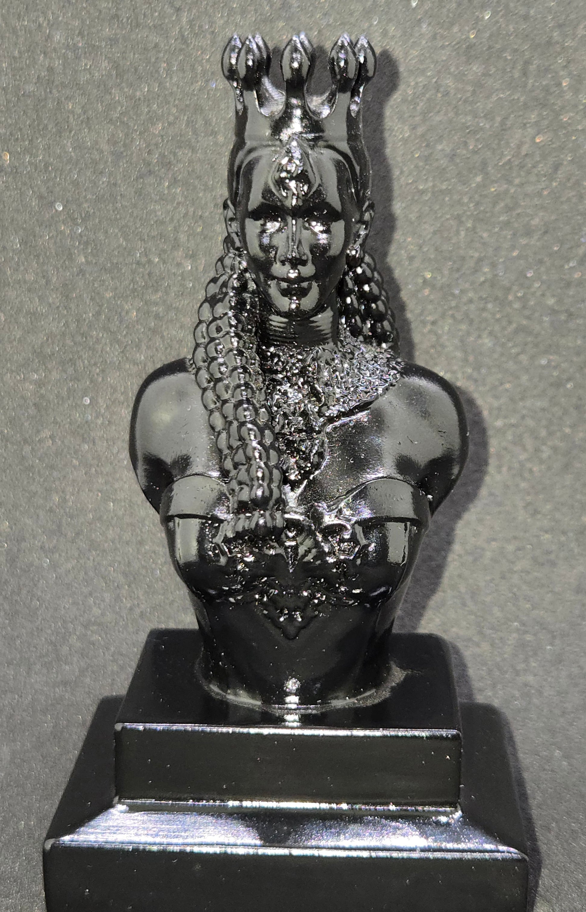 ORISHA GODDESS OF LOVE - Queen